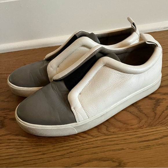 VINCE Women’s CADEN Gray & White Color-block Slip-on Leather Sneakers Shoes (8) - Picture 2 of 9
